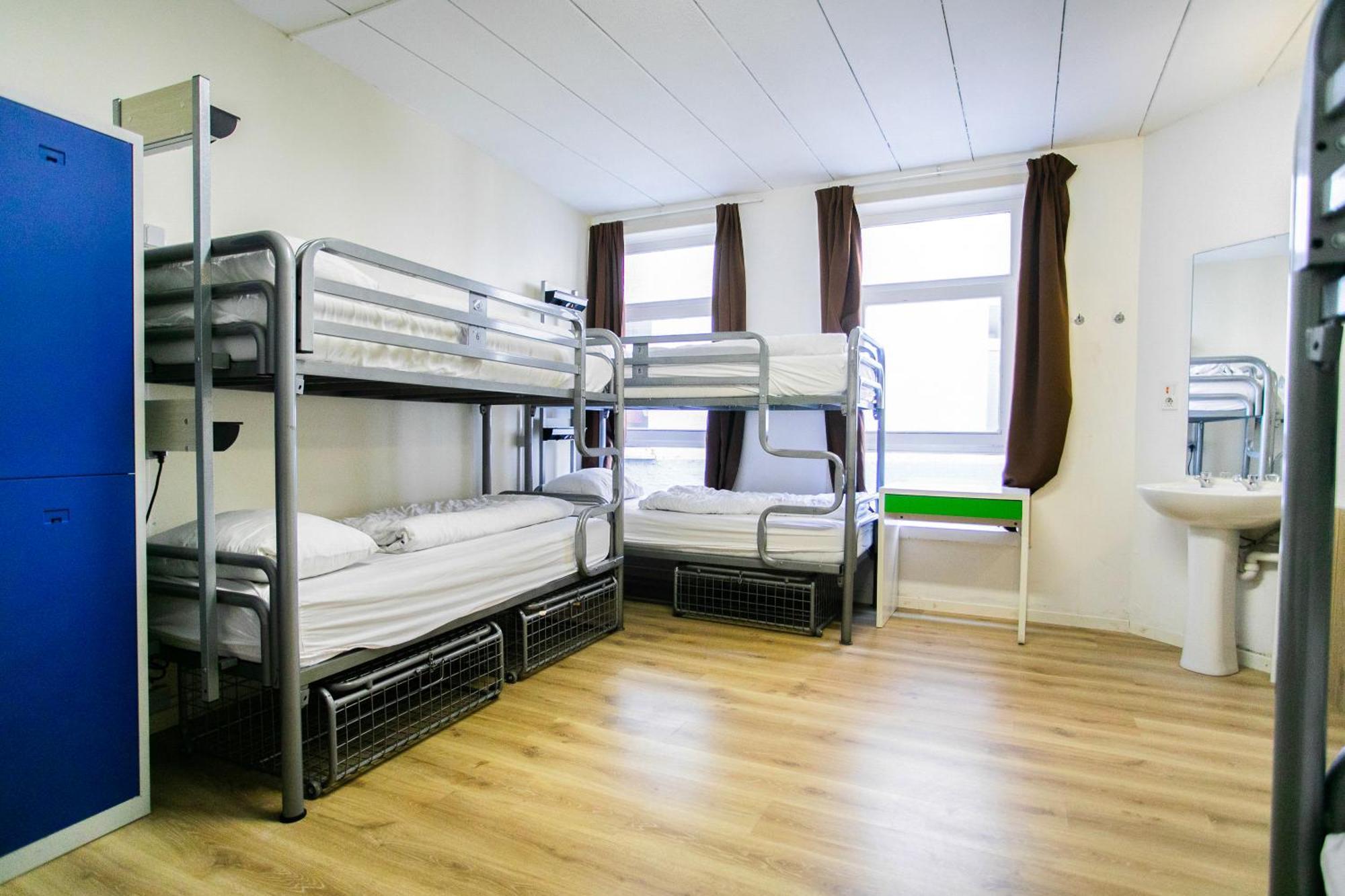 St Christopher's Inn Hostel at The Bauhaus Brügge Zimmer foto
