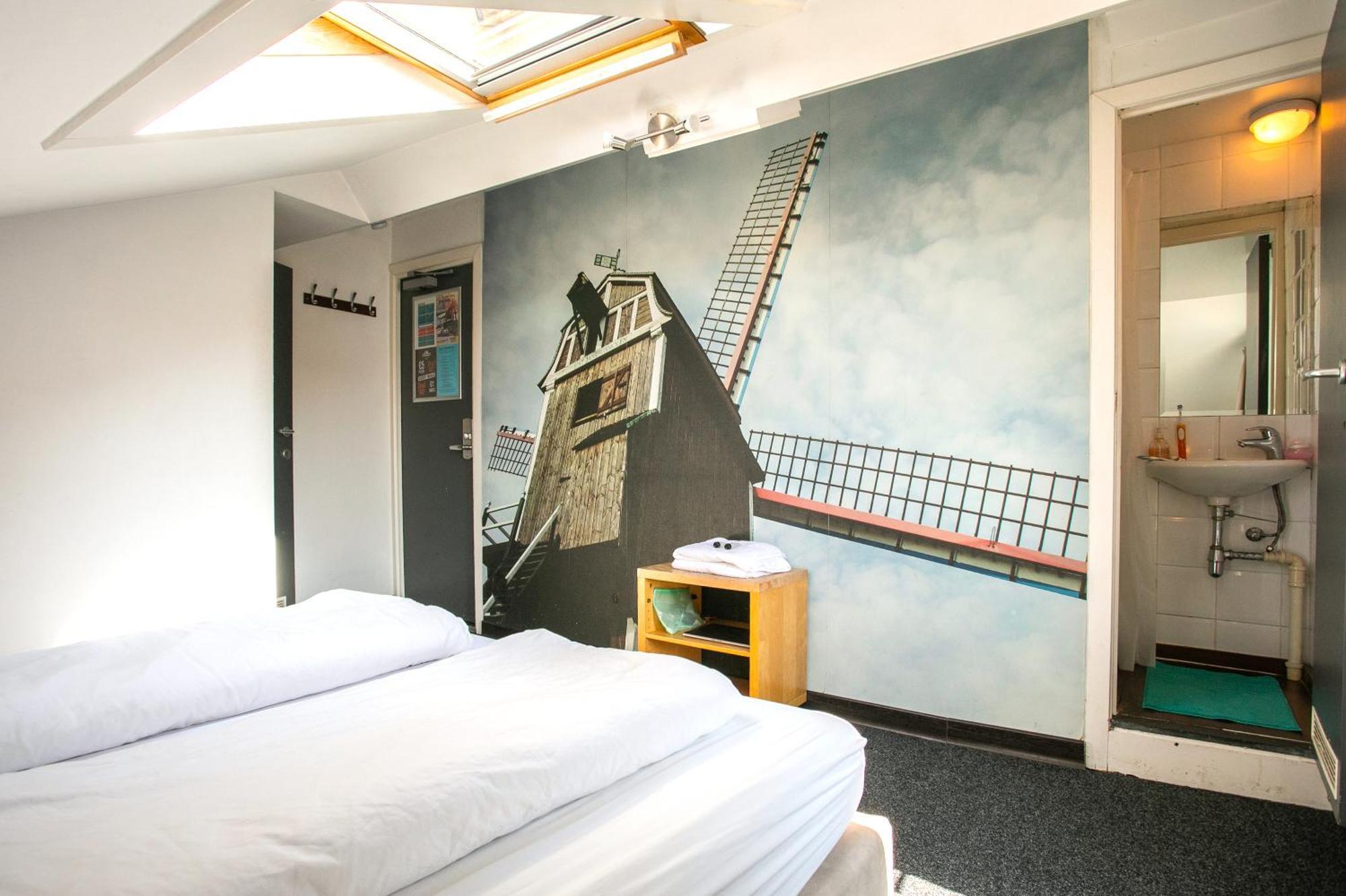 St Christopher's Inn Hostel at The Bauhaus Brügge Zimmer foto